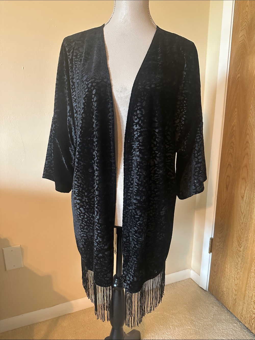 Dianna Belle 2X Black Velvet Fringe Open-Front Women's kimono